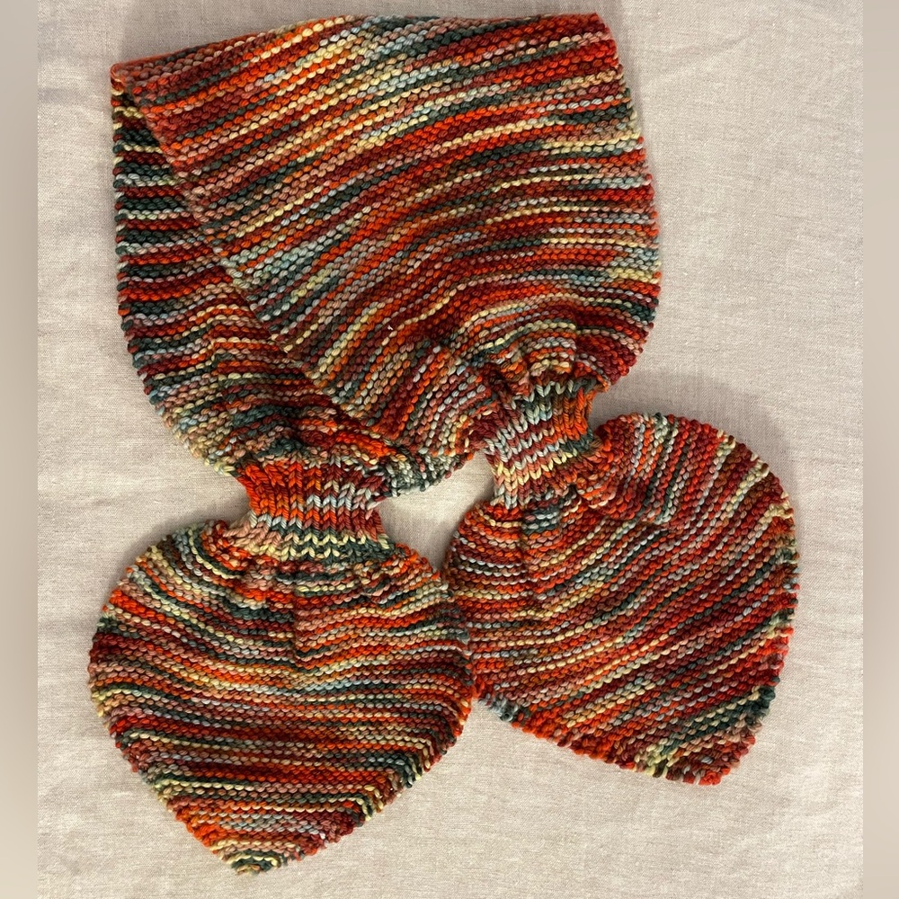 Misha & Puff foliage space dye sledding scarf, adult.